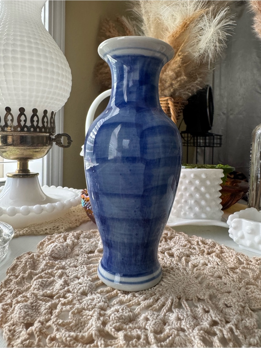 Blue and White Floral Porcelain Vase Chinoserie - Picture 3 of 3